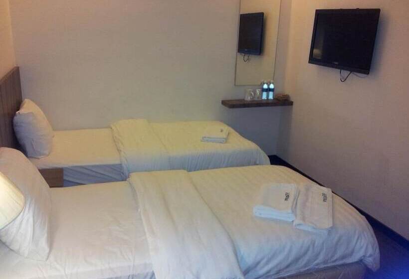 9 Square Hotel   Kota Damansara