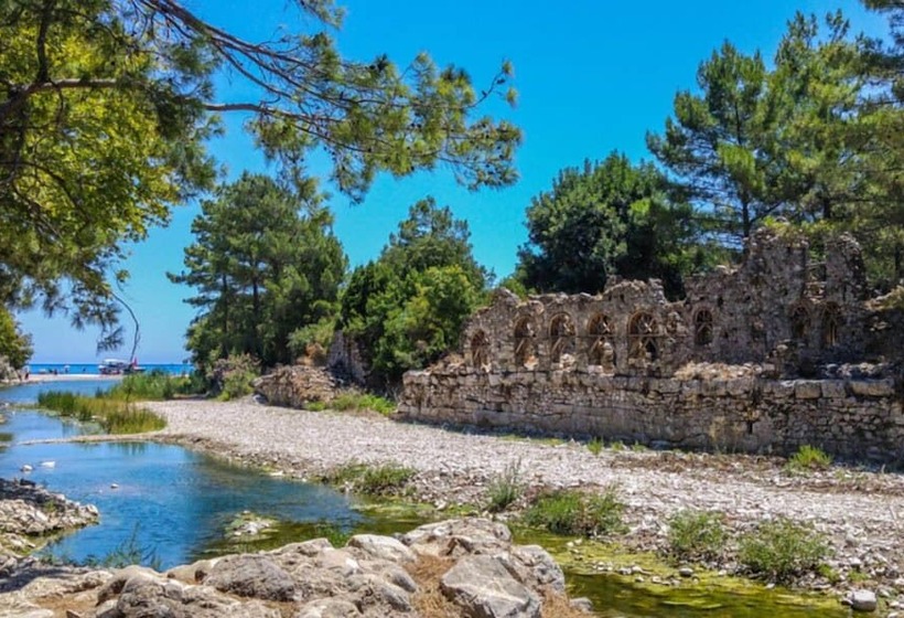 בית מלון כפרי Adrasan Klados