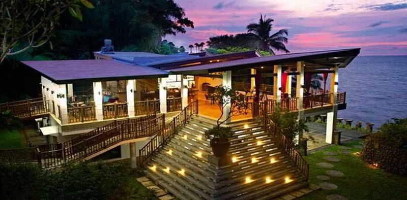 בית מלון כפרי Aiyanar Beach And Dive Resort