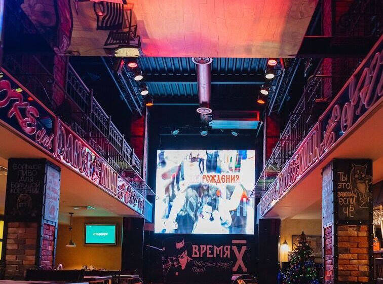 ホテル Alesha Popovich Dvor