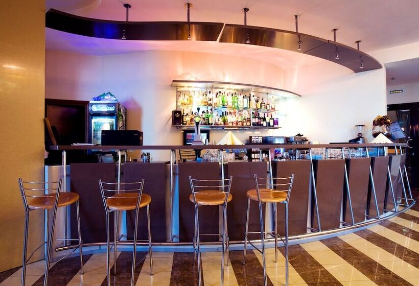 فندق Alexandrovsky Garden