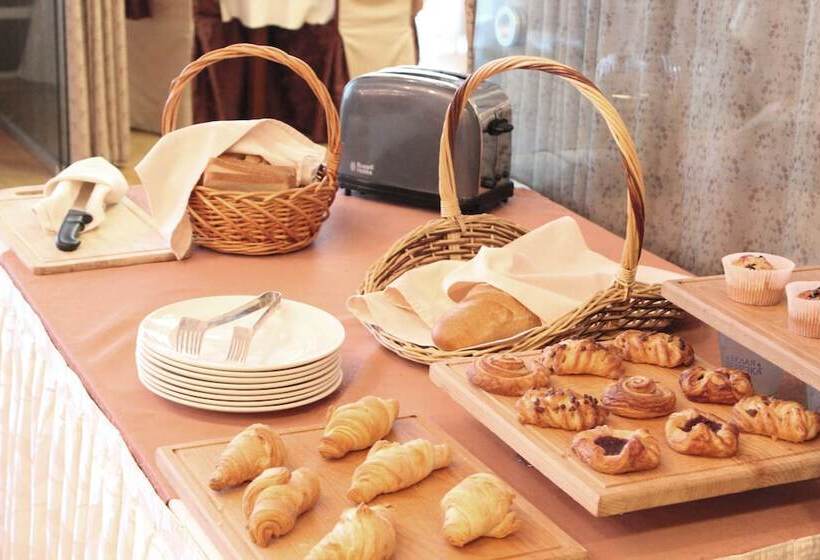 فندق Alexandrovsky Garden