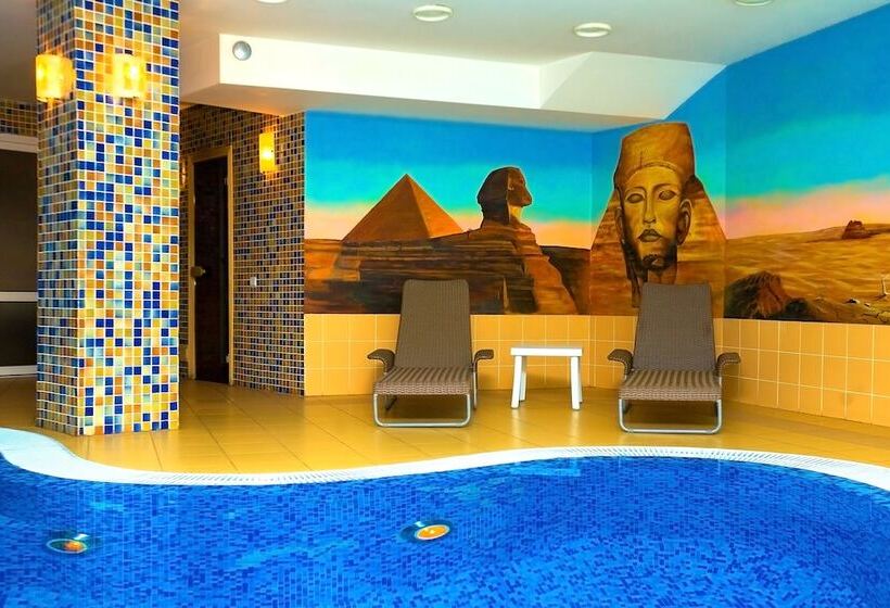 فندق Alexandrovsky Garden