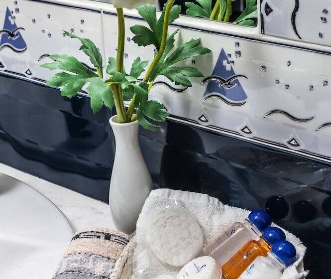 فندق Alexandrovsky Garden