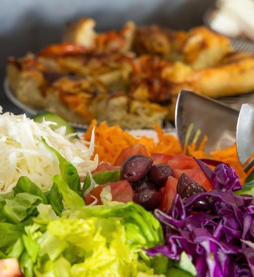 בית מלון כפרי Almira