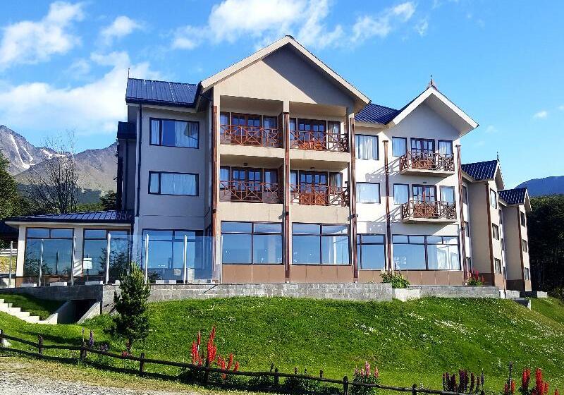 Altos Ushuaia Hotel & Resto