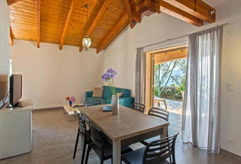 Отель Arco Plage