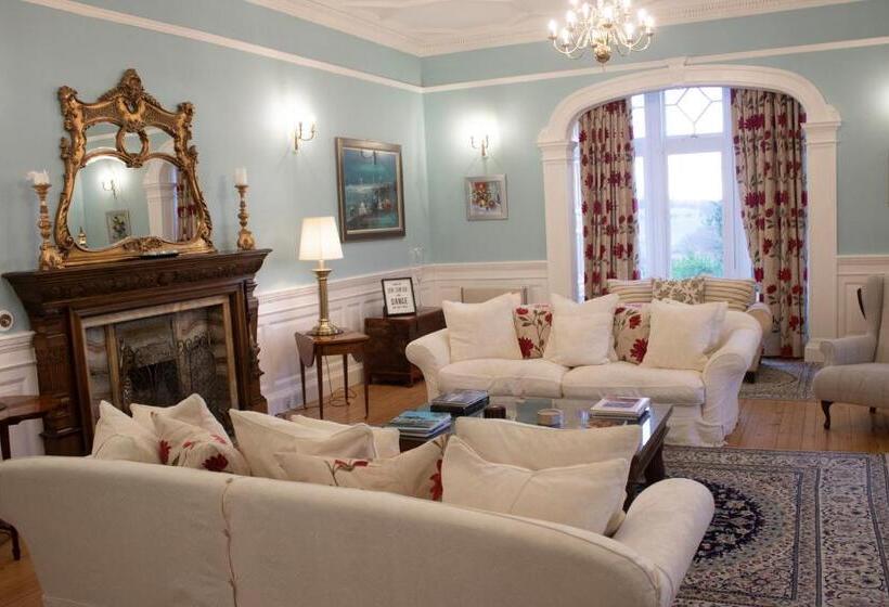 호텔 Balmule House