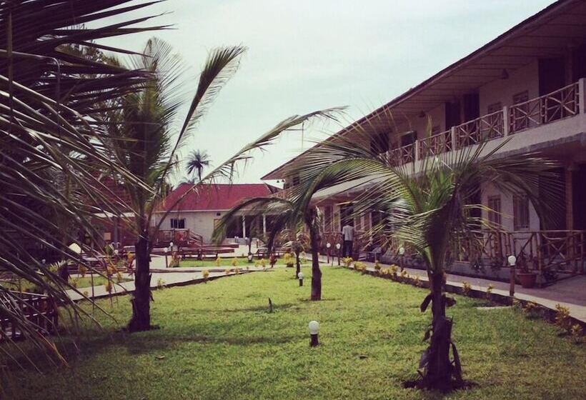 هتل Bamboo Garden