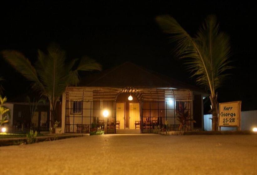 هتل Bamboo Garden