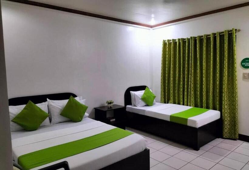 Hotel Bans Beach Resort