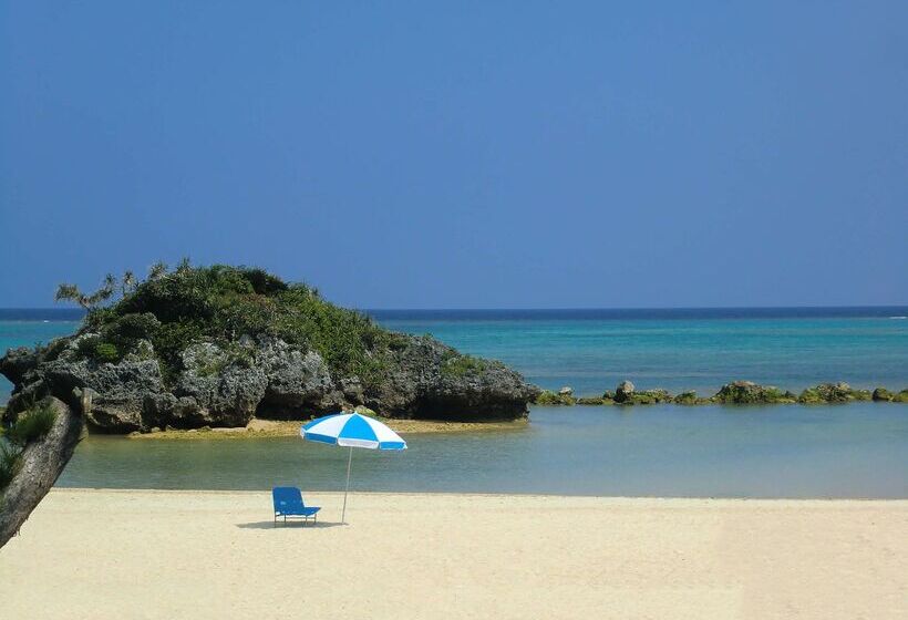 酒店 Best Western Okinawa Onna Beach