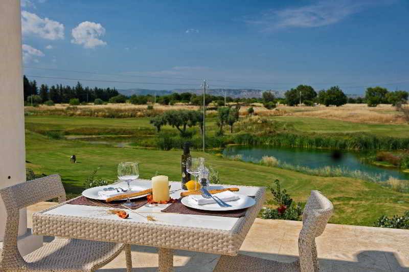 Отель Borgo Di Luce I Monasteri Golf Resort & Spa