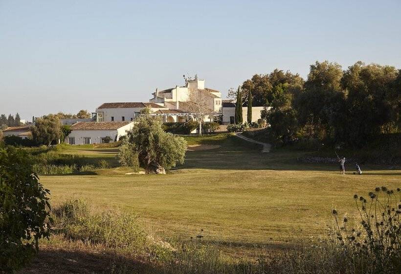 Отель Borgo Di Luce I Monasteri Golf Resort & Spa