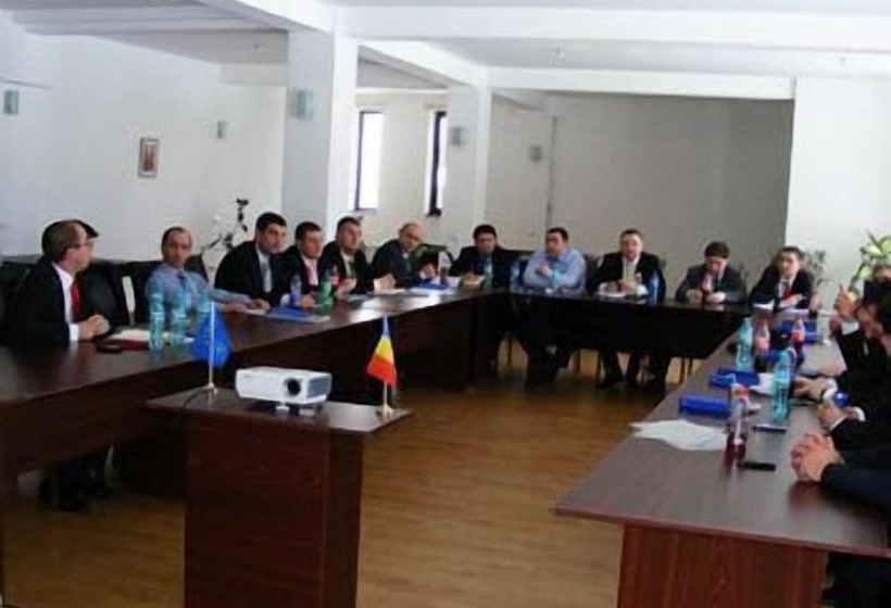 Отель Bran Belvedere International