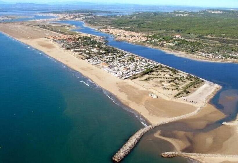 호텔 Camping Hameau Des Cannisses