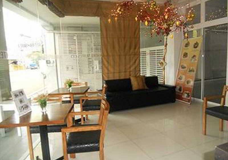 בית מלון כפרי Cinfandel Suites