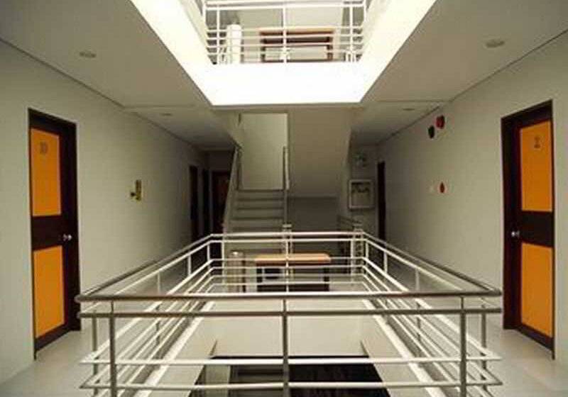 בית מלון כפרי Cinfandel Suites