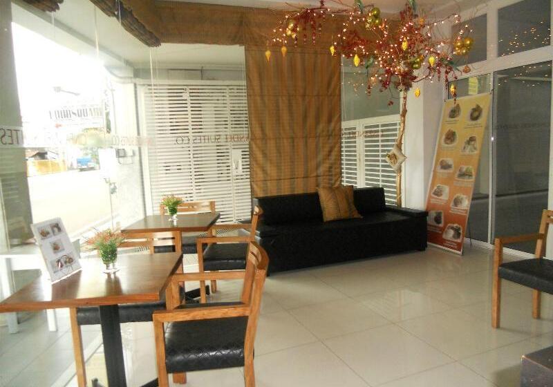 בית מלון כפרי Cinfandel Suites