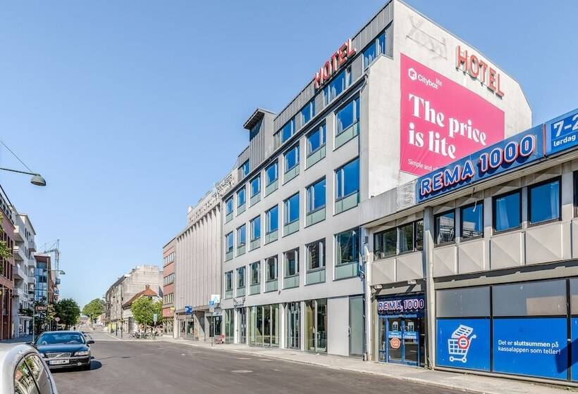 בית מלון כפרי Citybox Kristiansand