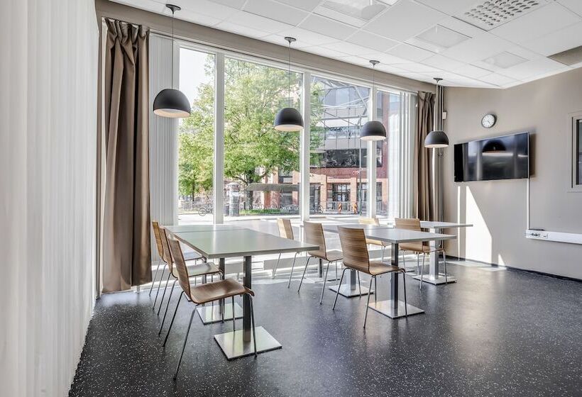 בית מלון כפרי Citybox Kristiansand