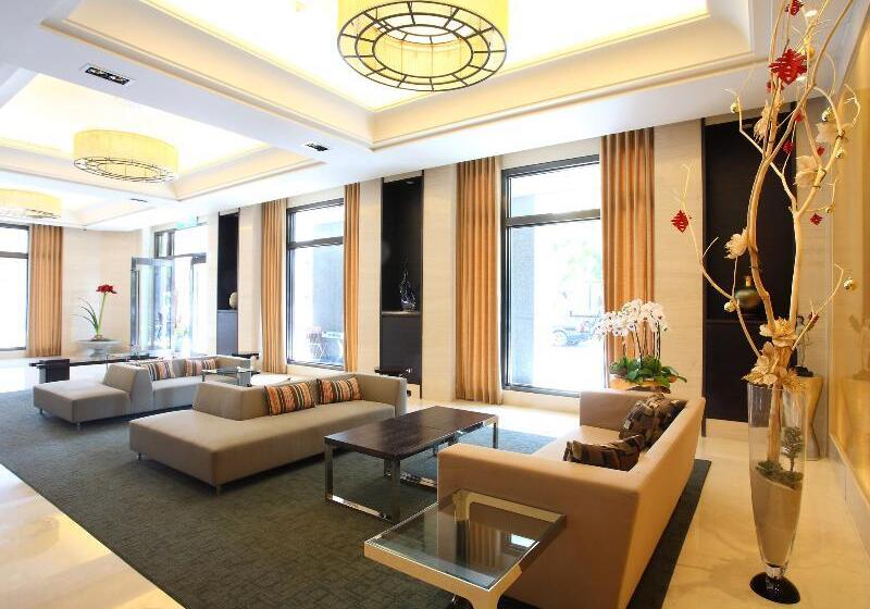 هتل Classic  City Resort