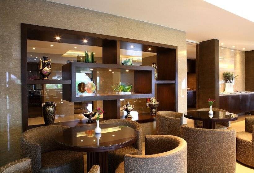 هتل Classic  City Resort