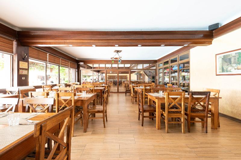 בית מלון כפרי Club Balai Isabel