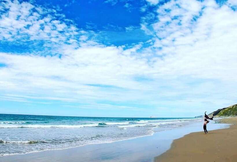 בית מלון כפרי Comfort Inn Westshore Beach