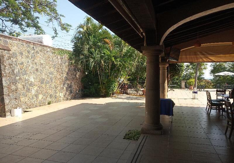 هتل Coral Cuernavaca Resort & Spa