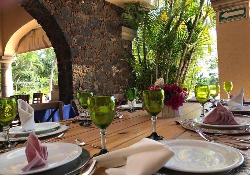 هتل Coral Cuernavaca Resort & Spa