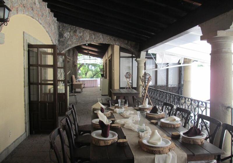 هتل Coral Cuernavaca Resort & Spa