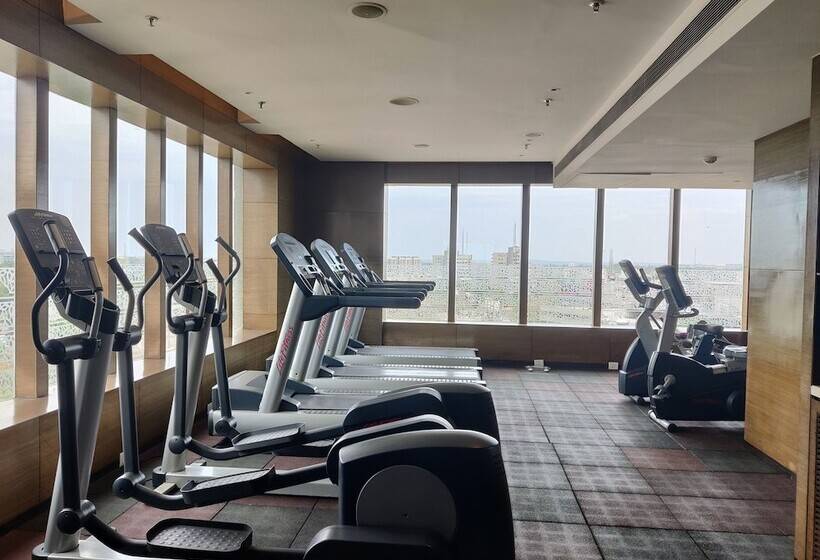 Отель Courtyard By Marriott Bhopal