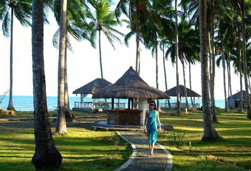 هتل Crystal Paradise Resort, Spa & Winery