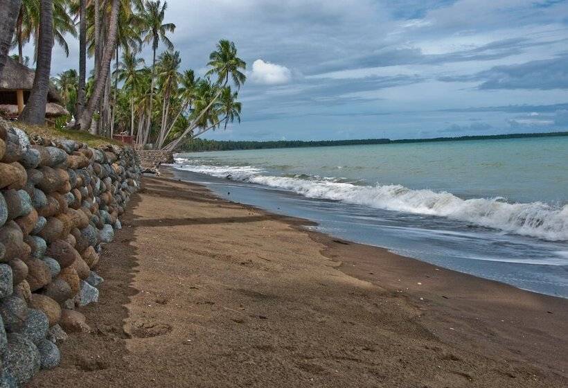 هتل Crystal Paradise Resort, Spa & Winery