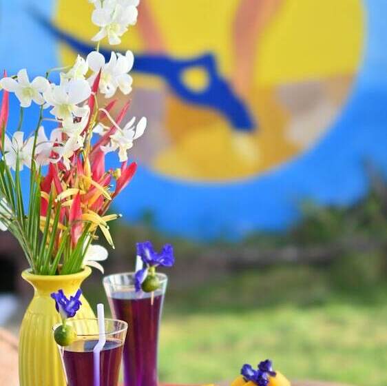 هتل Crystal Paradise Resort, Spa & Winery