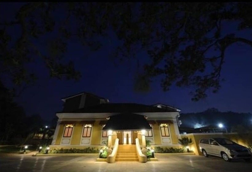 هتل Deltin Suites