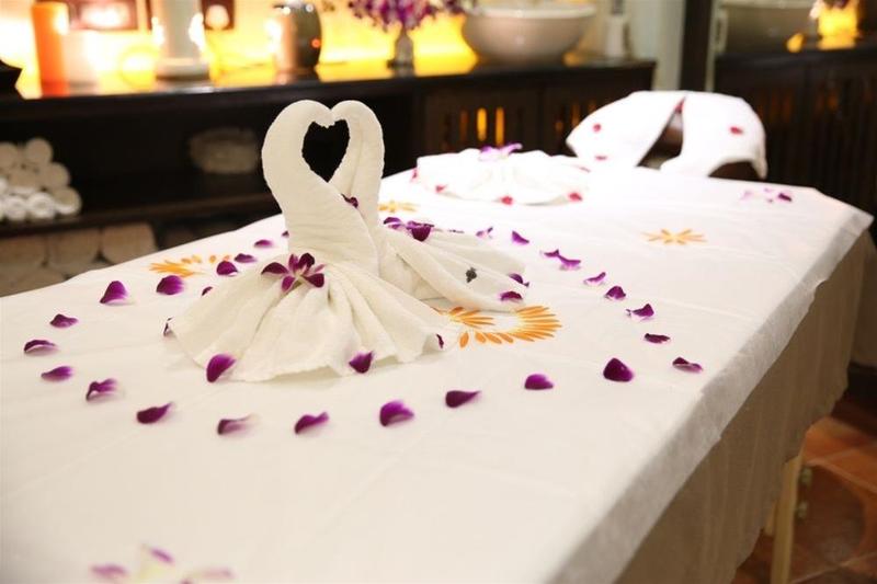 هتل Deltin Suites