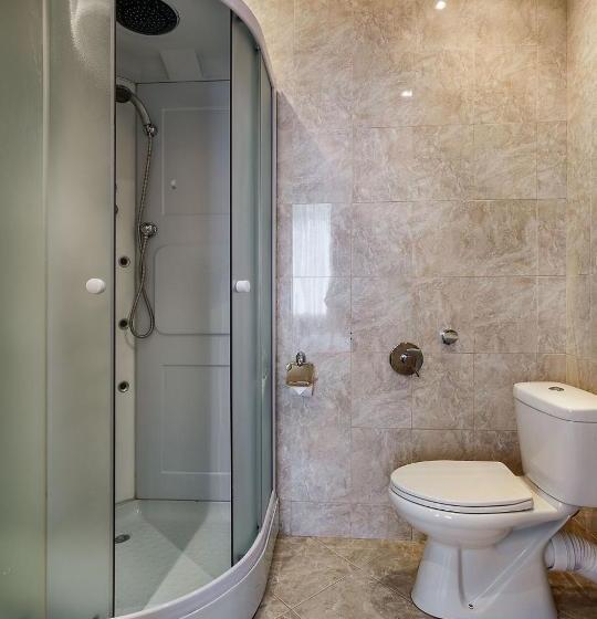 Отель Devon Medical & Spa