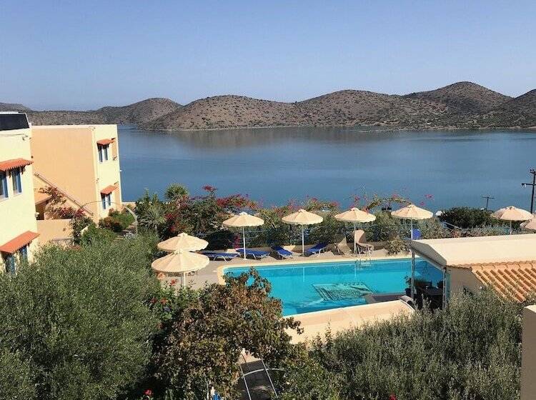 酒店 Elounda Heights