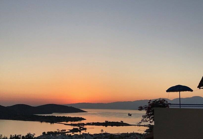 酒店 Elounda Heights