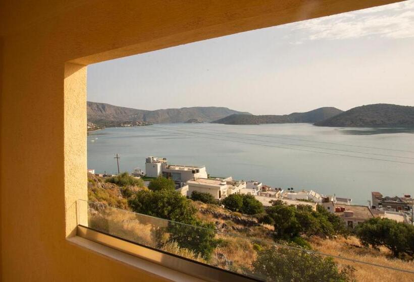 هتل Elounda Heights