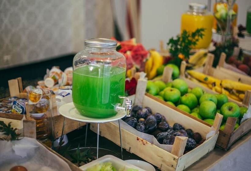 בית מלון כפרי Epinal   Bitola