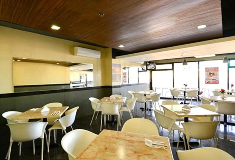 ホテル Express Inn Mactan