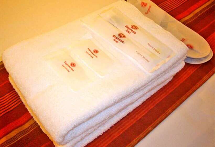 ホテル Express Inn Mactan