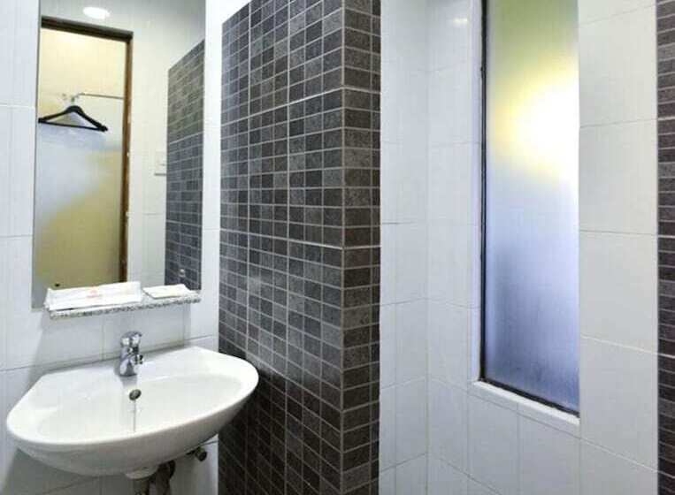 ホテル Express Inn Mactan