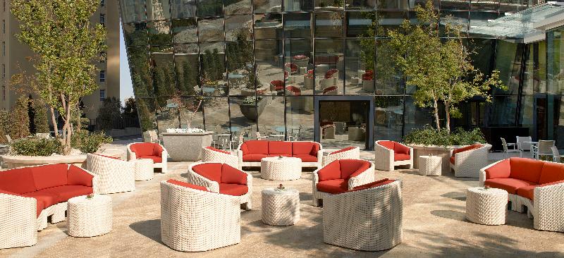 هتل Fairmont Baku Flame Towers