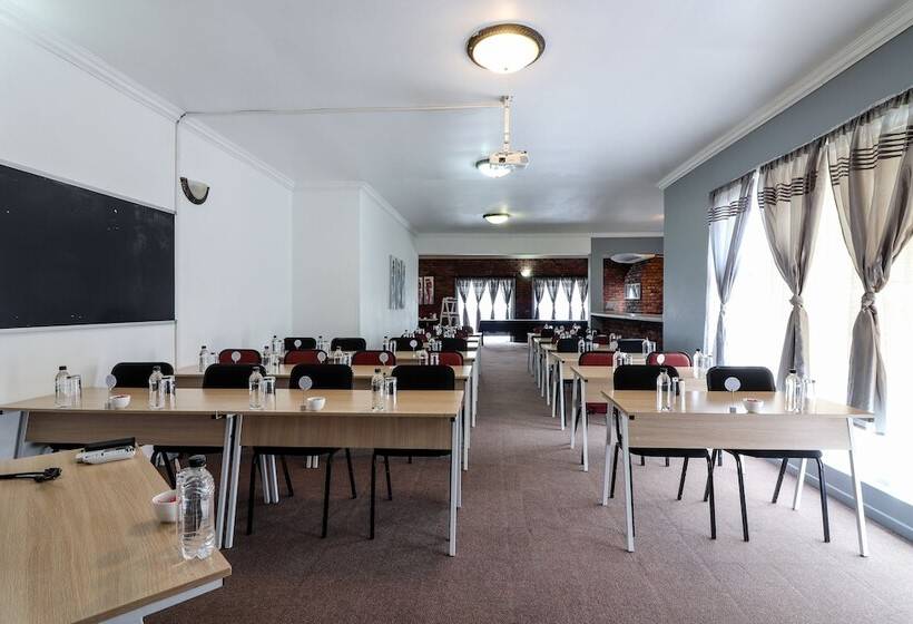 فندق George Lodge International