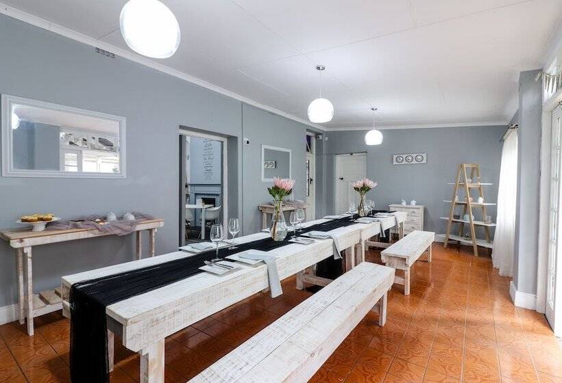 فندق George Lodge International