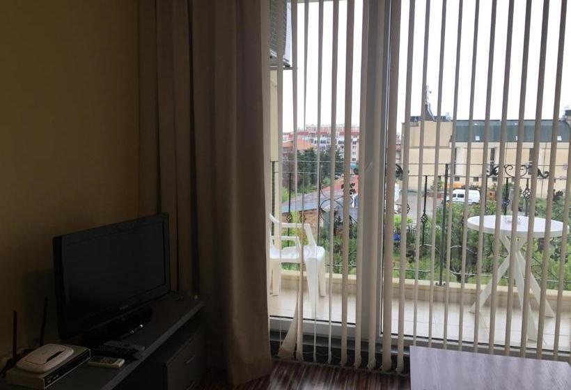 בית מלון כפרי Golden Eye Residence